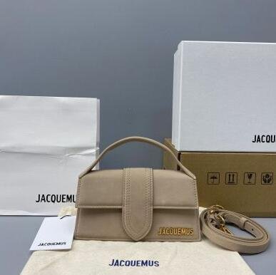 Jacquemus Le Grand Bambino shoulder bag small Design strap bags 4