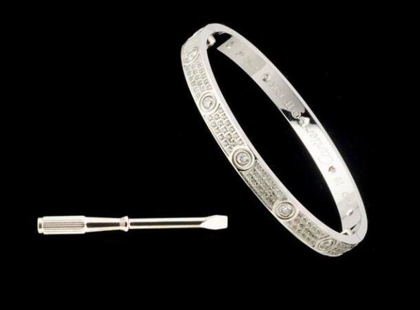 Cartier Diamond Love bracelet Unisex Cartier luxury design bangle 5