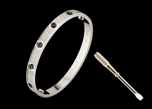 Cartier Diamond Love bracelet Unisex Cartier luxury design bangle 4