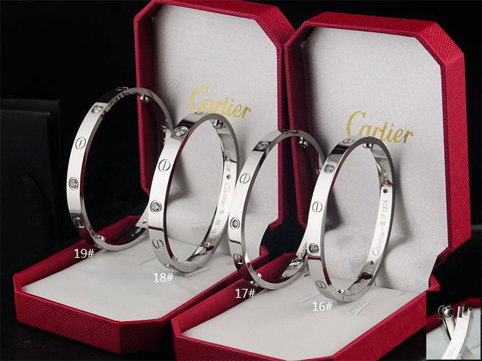 Cartier Diamond Love bracelet