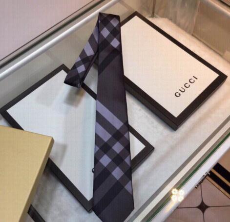 Burberry Vintage Check Silk Tie