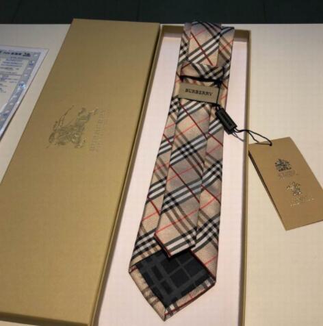 Burberry Vintage Check Silk Tie