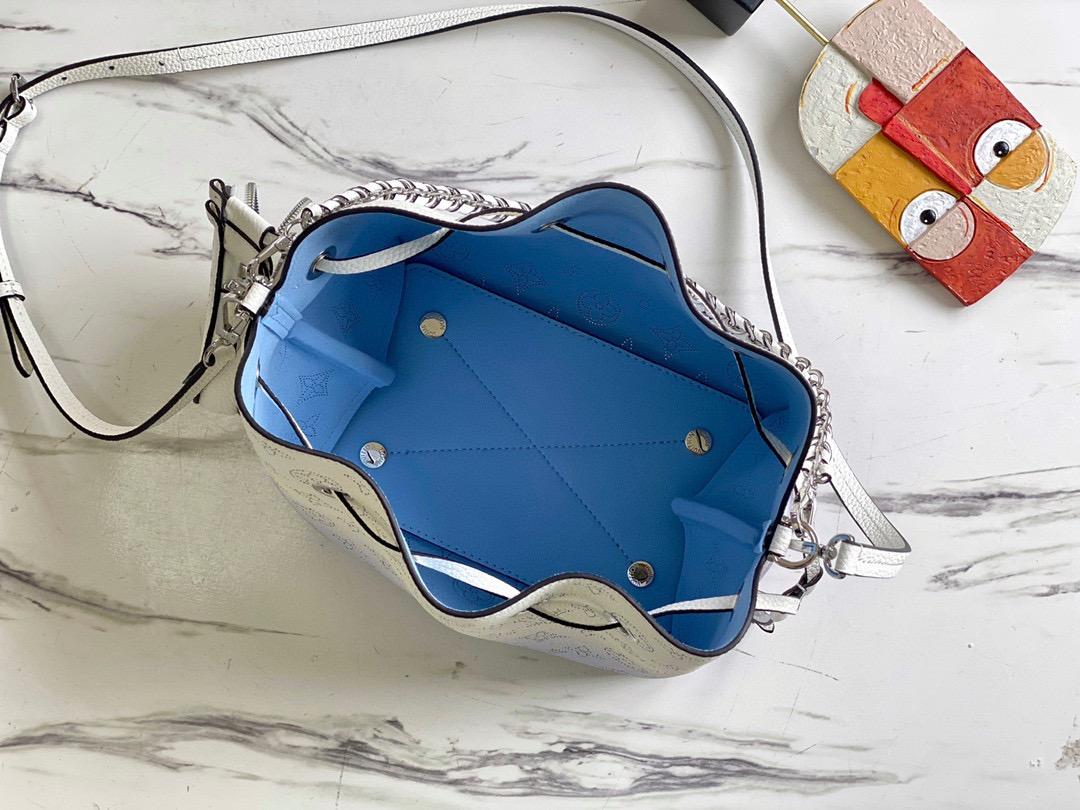 Louis Vuitton BELLA BUCKET BAG