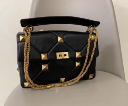           LARGE ROMAN STUD THE SHOULDER BAG IN NAPPA WITH CHAIN 2