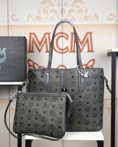 MCM Liz monogram-print tote bag 