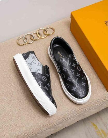 LV MEN SLIP ON TRAINERS