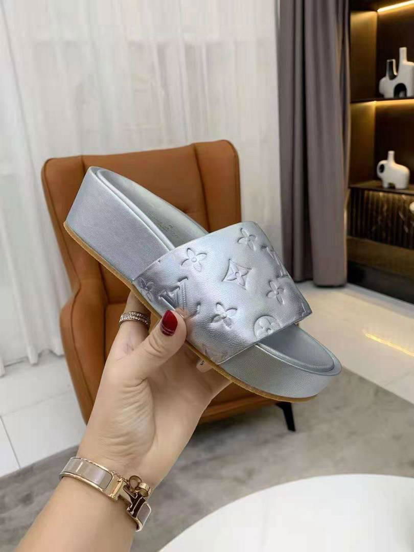 Louis Vuitton JUMBO FLATFORM MULE