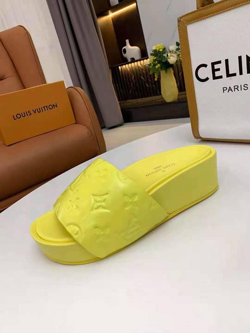 Louis Vuitton JUMBO FLATFORM MULE