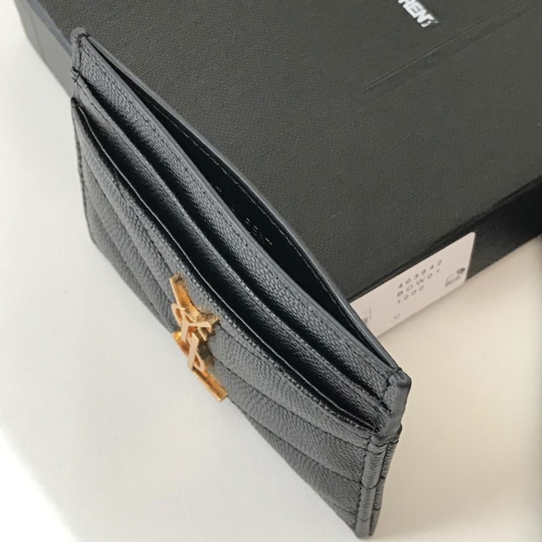 SAINT LAURENT Monogramme quilted textured-leather cardholder