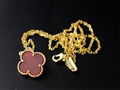 Van Cleef & Arpels Vintage Alhambra pendant Yellow gold