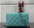               Pochette Coussin Chain bag     onogram leather bags 8
