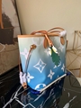               Neverfull MM tote bag with flower charm     each Mist Brume Bag 10