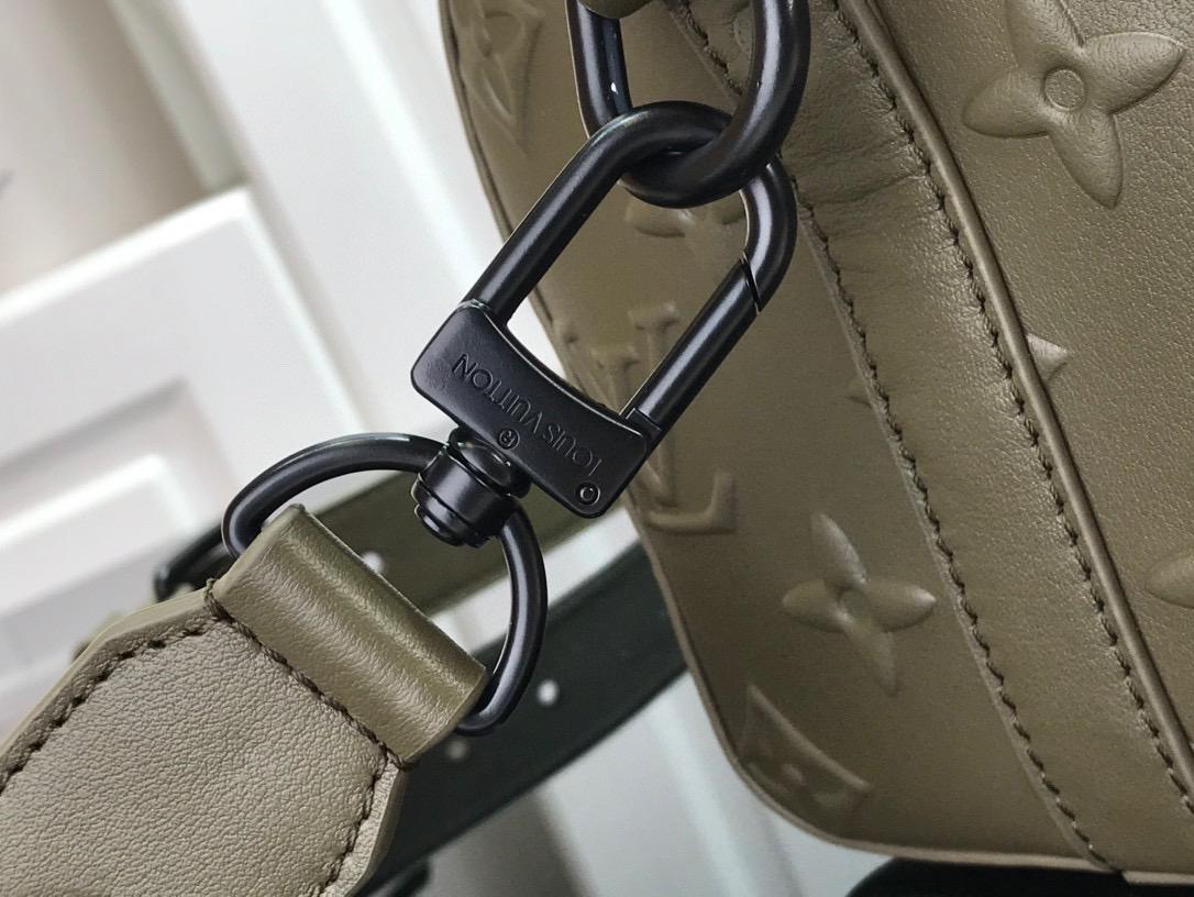 Louis Vuitton City Keepall bag green