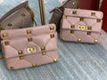 LARGE ROMAN STUD THE SHOULDER BAG IN