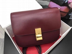        MEDIUM CLASSIC BAG IN BOX        LEATHER BAG