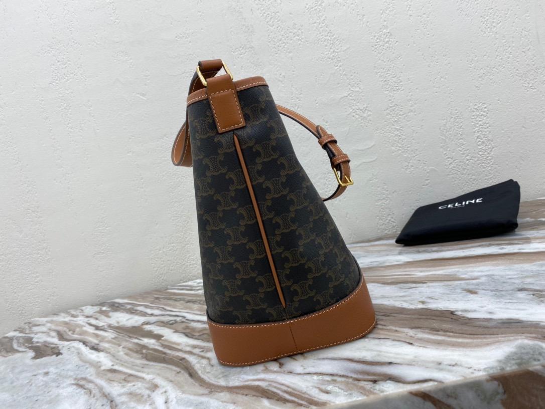        SMALL BUCKET IN TRIOMPHE CANVAS AND CALFSKIN WHITE        CROSS-BODY BAG 16