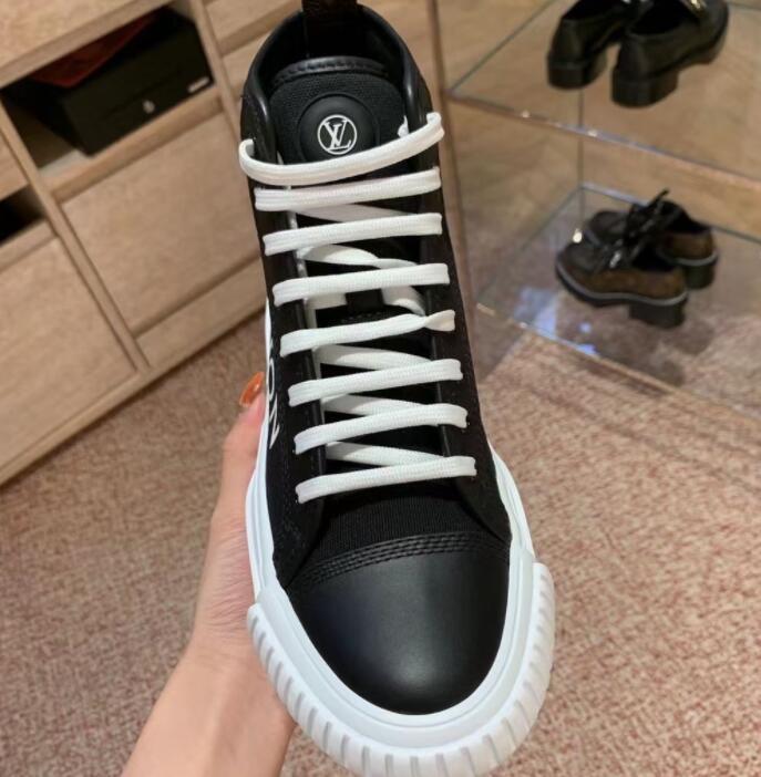 Louis Vuitton LV SQUAD SNEAKER BOOT