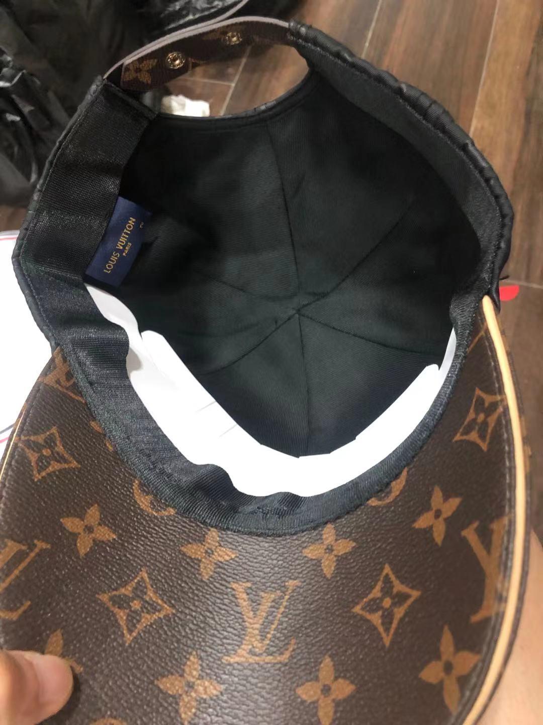 Louis Vuitton Monogram canvas CAP OU PAS CAP