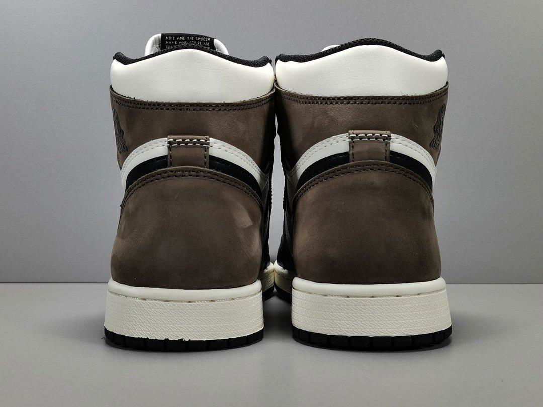 Air Jordan 1 retro High OG Black brown sneakers  3