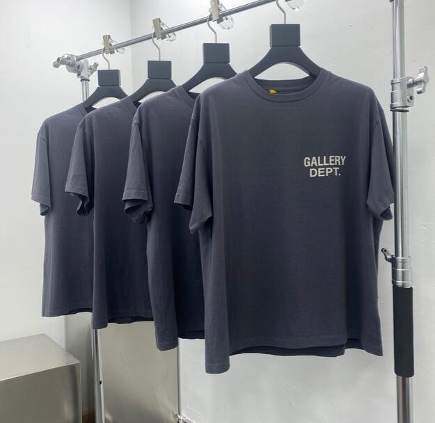 Gallery Dept. Vintage Souvenir T-Shirt black Gallery Dept. Logo T-shirt Cheap  2