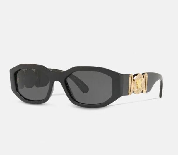         medusa Biggie sunglasses black with gold frame eyewear