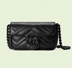       GG Marmont belt bag Double G Black chevron matelassé leather small bag 