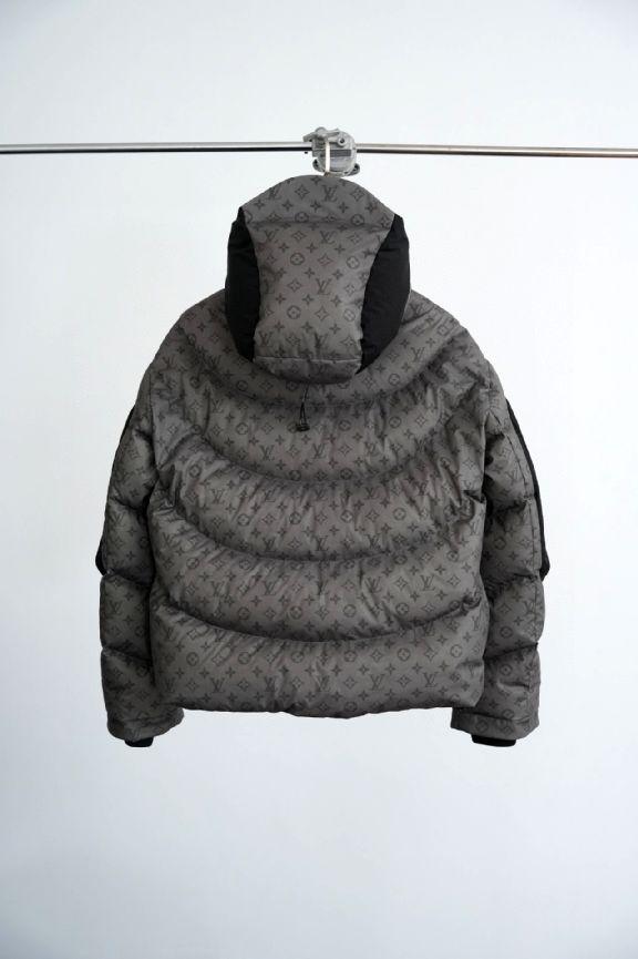               2054 HEAT REACTIVE PUFFER     ONOGRAM MOTIF 3D     OGO DOWN COAT 4