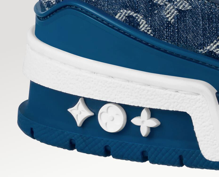               Trainer Low Monogram Denim Blue     onogram Embossed Sneaker Men 4