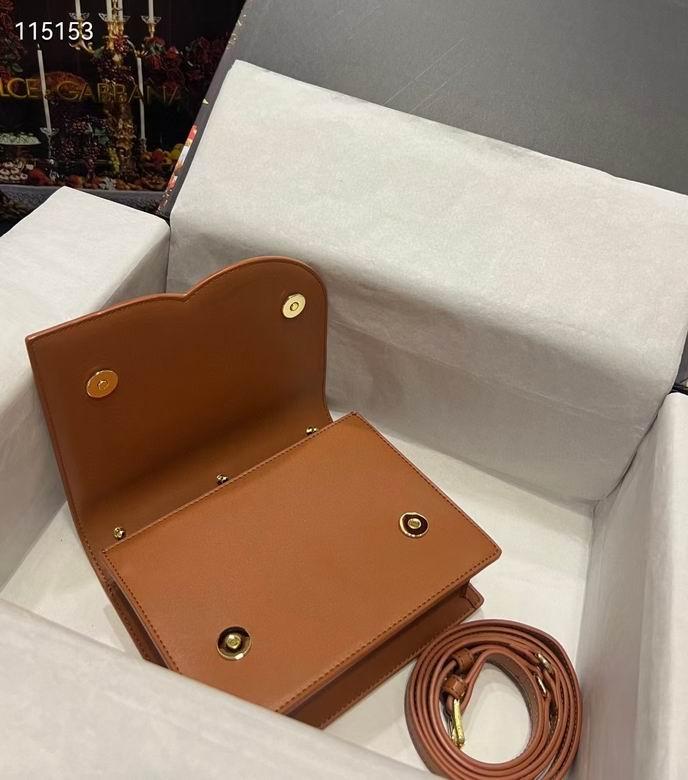                 DG Cross Body Bag Mini iconic DG Logo Small Bag 16