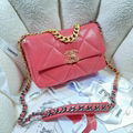Chanel 19 Flap Bag Lambskin Gold/Ruthenium-tone Maxi Black CC logo chain bag