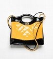        31 Mini Shopping Bag Gelakt kalfsleer & goudkleurig metaal CC Tote  9