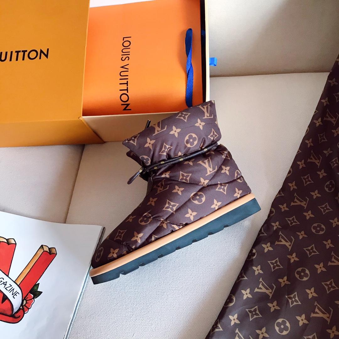                   loud Ankle Boot Monogram canvas padded waterproof snow bootie 16