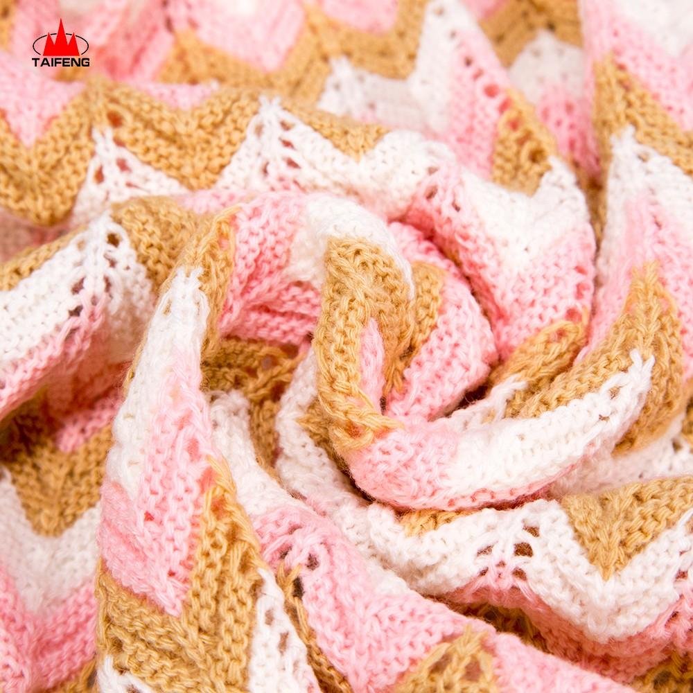 wholesale 100%acrylic soft feel knitted baby blanket  3