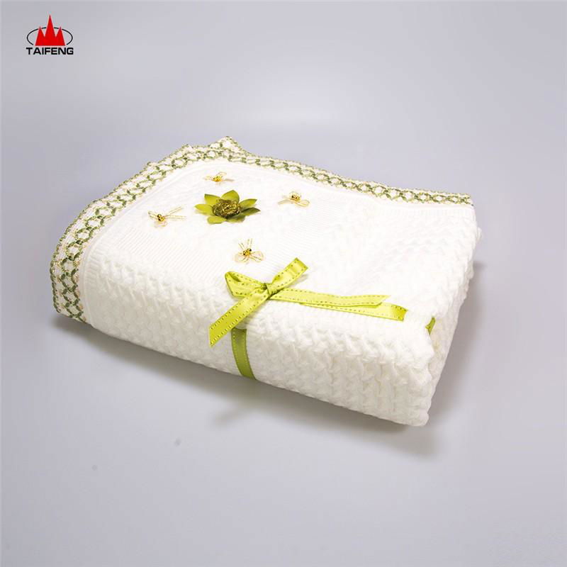 soft touch woven baby knitted flower decorative baby shawl