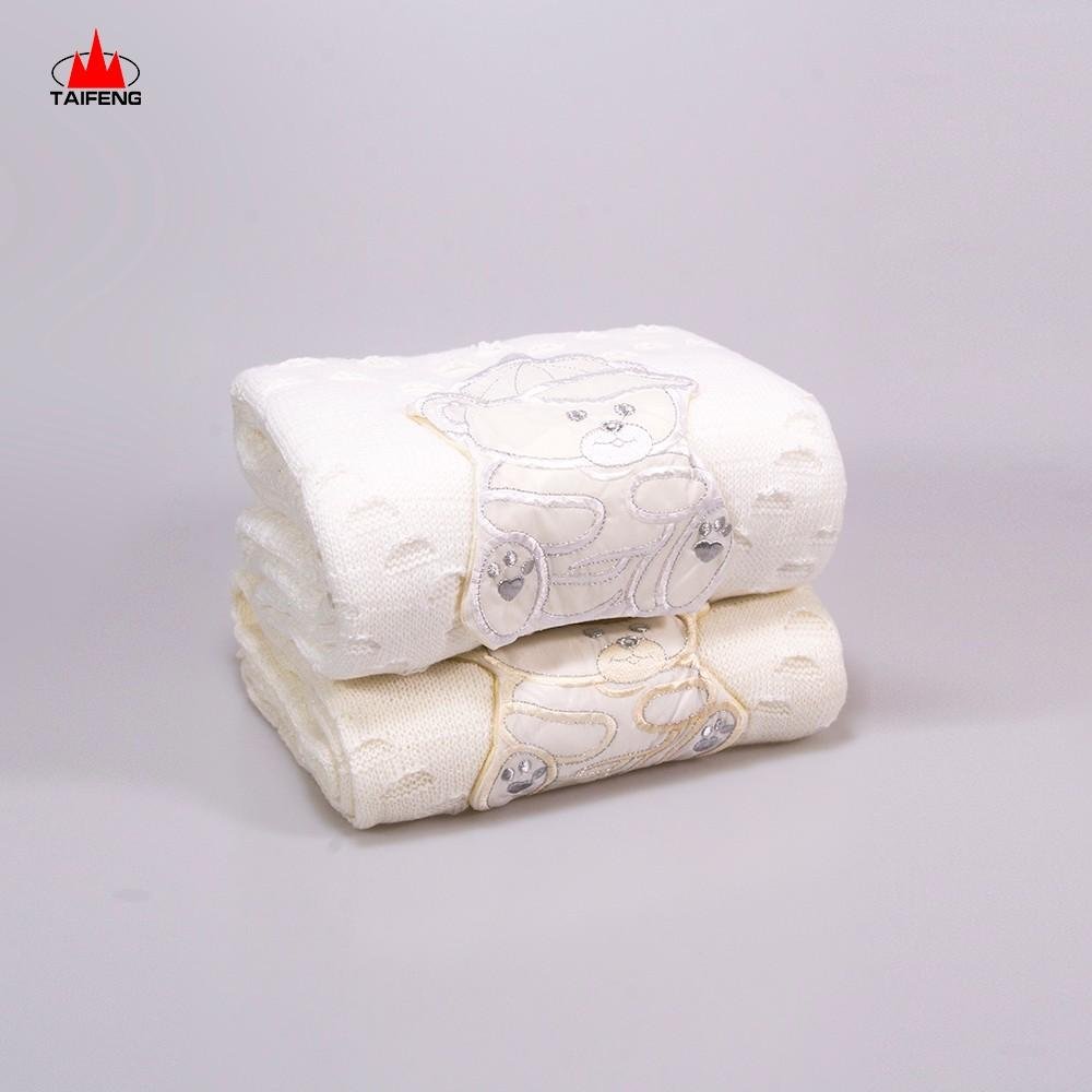 2020 fashion knitted baby blanket new design  2