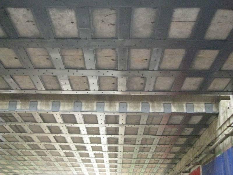 四川環氧樹脂粘鋼膠混凝土構件以及鋼構件表面的修補與粘接。