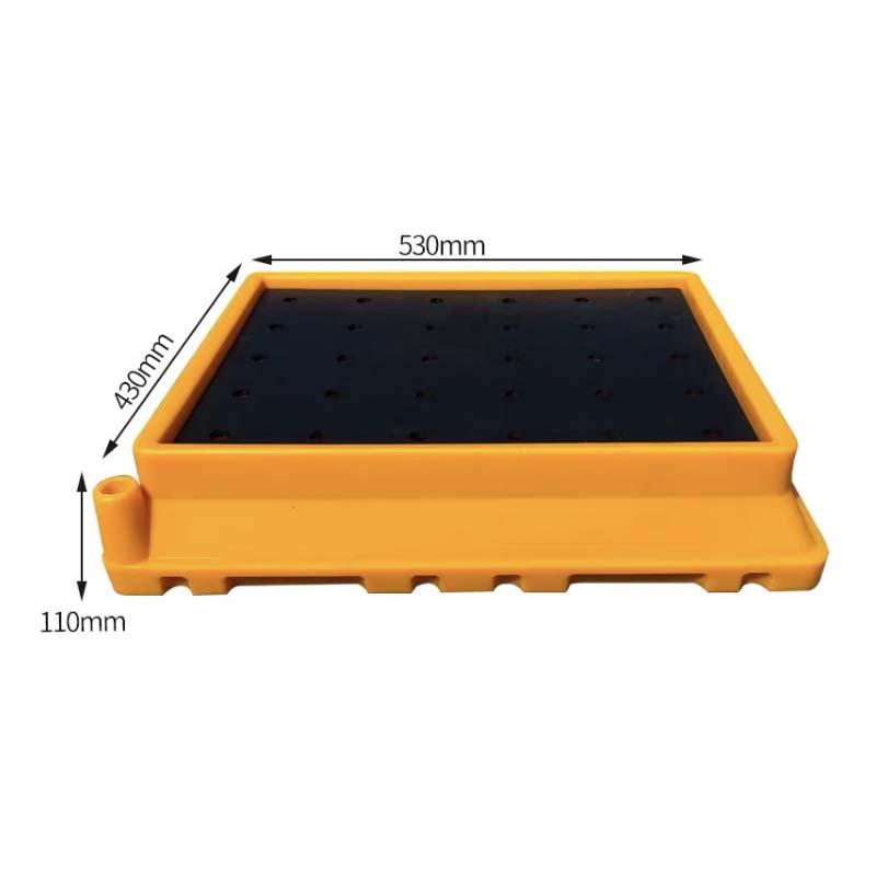 Anti-leakage HDPE plastic pallet for oil and chemicals containment 4