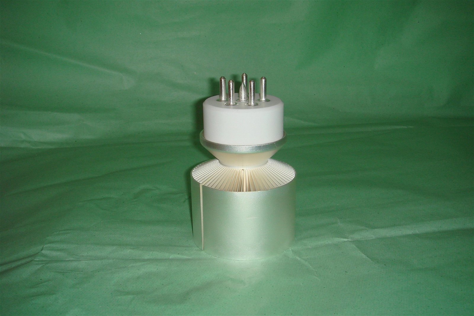 3CX1500D3型电子管