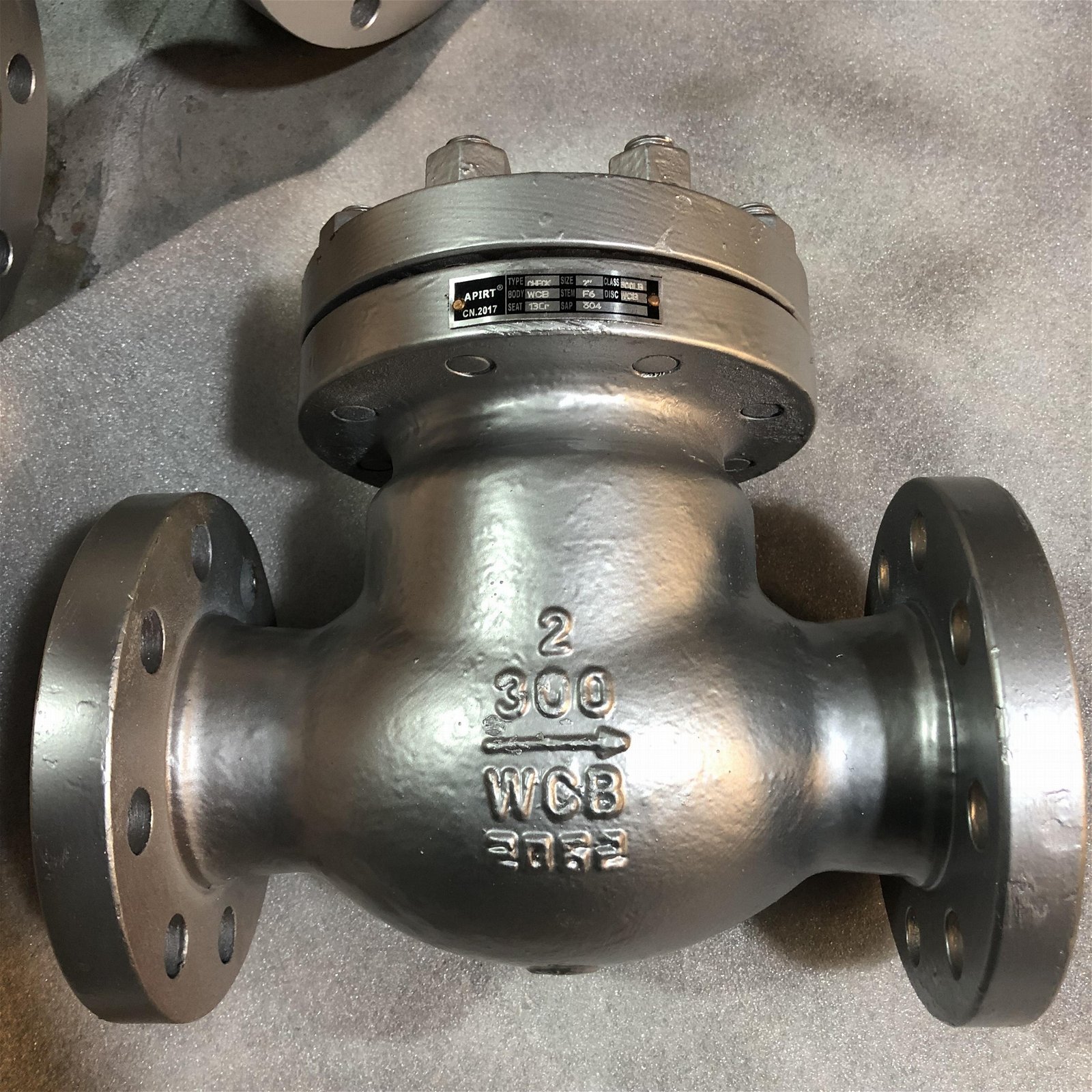 Spring Lift check valve 300LB from chinese 