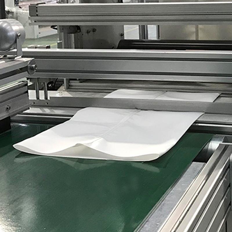 哲曼環保第三代圓筒濾袋縫紉生產線 3