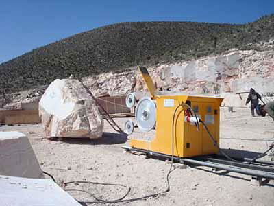 花岗石矿山开采金刚石绳锯机--wire saw machine for granite