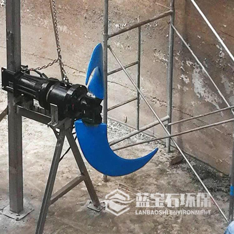 低速推流器QDA1800/42-4 4