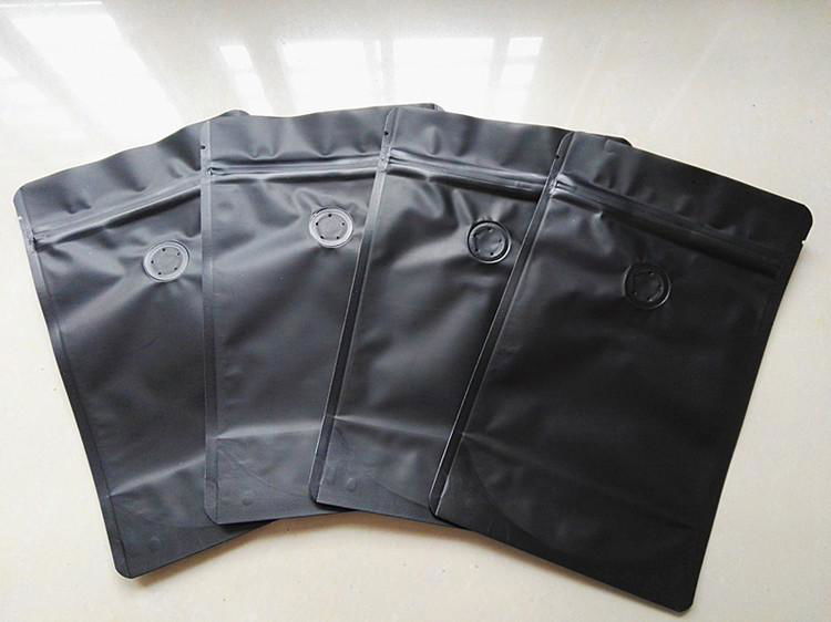 Stand Up Zip Lock Black Coffee Valve Packaging Bag With Zipper 3