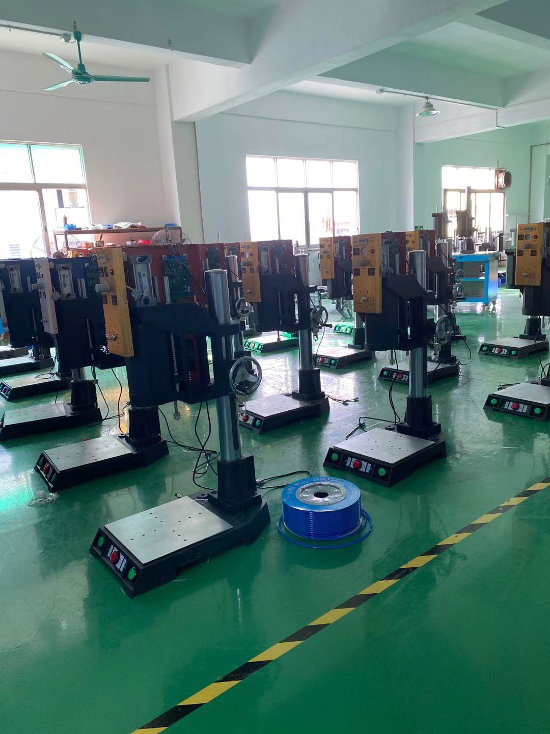 Ultrasonic welding machine 3