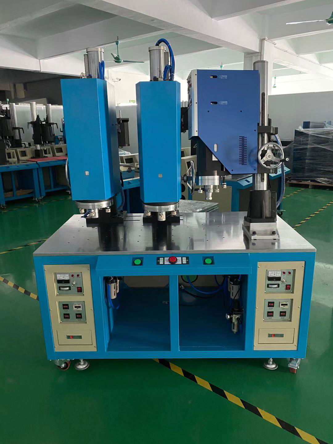 Ultrasonic welding machine 4