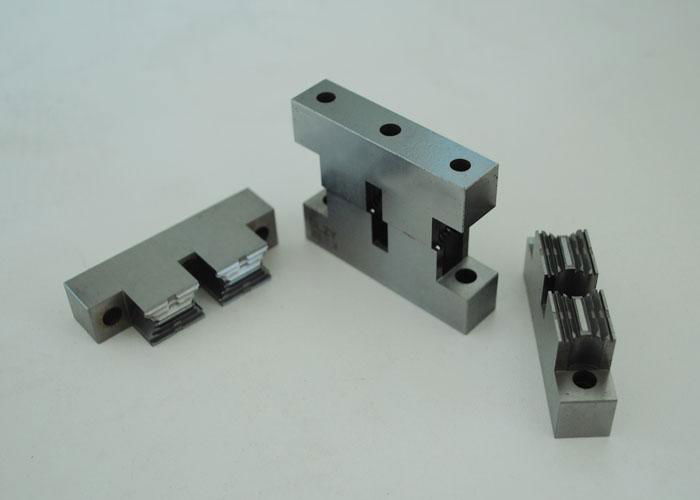 Custom 5 axis cnc milling parts China-CNC machining center processing