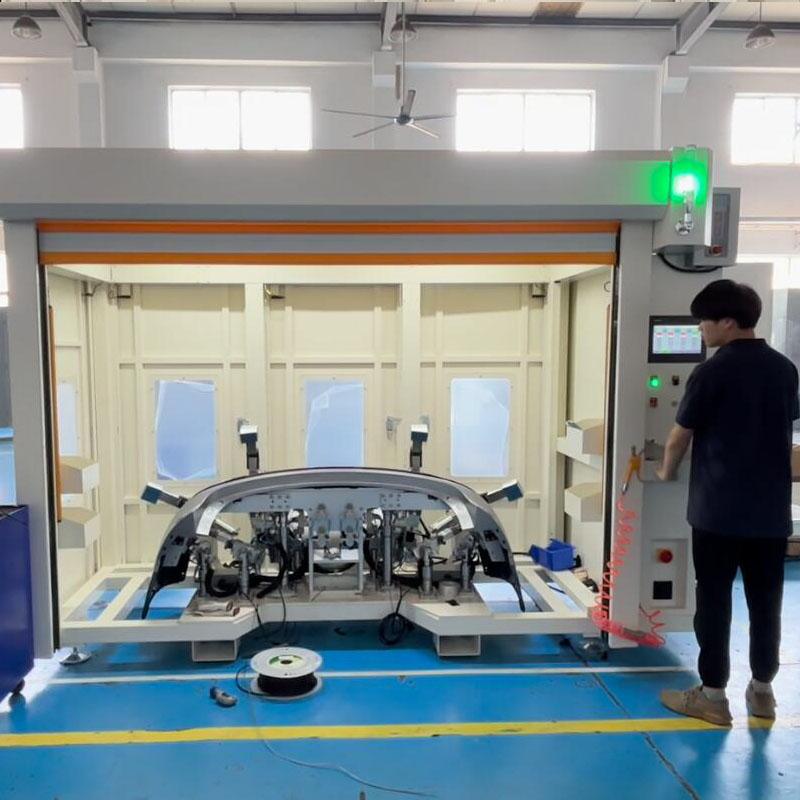 保險杠支架沖孔焊接一體機 4