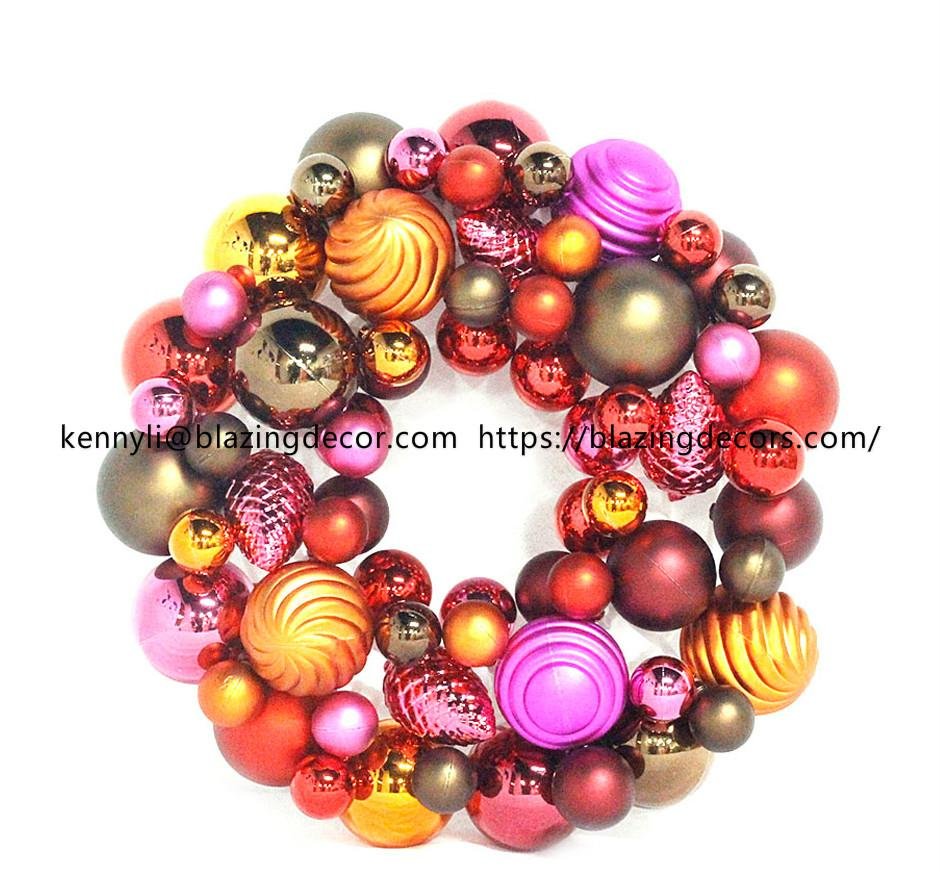 Hot Selling Exclusive Plastic Christmas Ball Ornament Wreath 2