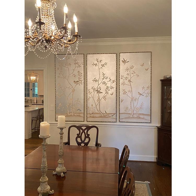 Chinoiserie hand painted wallpaper on silver metallic 1