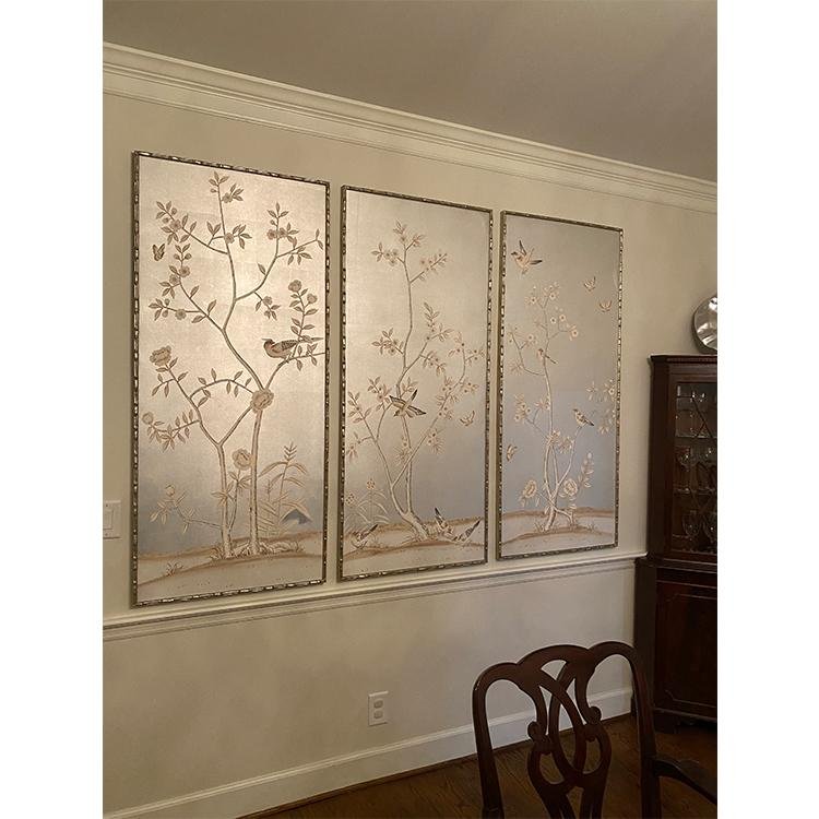 Chinoiserie hand painted wallpaper on silver metallic 2
